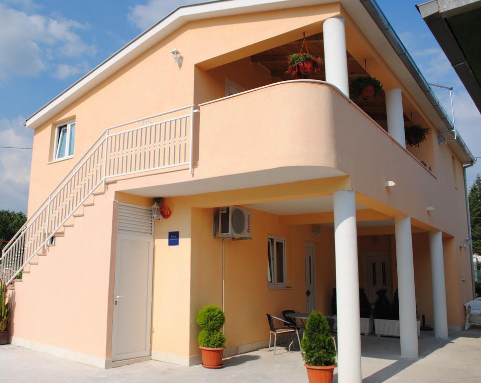 Apartments Kairos - Bili 9 Kaštela Cameră foto