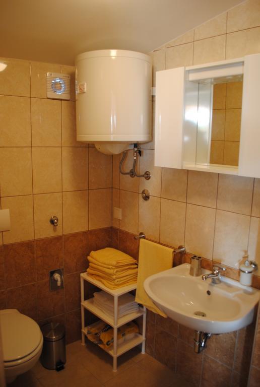 Apartments Kairos - Bili 9 Kaštela Cameră foto