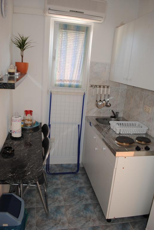 Apartments Kairos - Bili 9 Kaštela Cameră foto